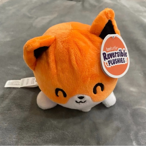 Teeturtle Orange Fox reversible Happy to Angry NWT - Picture 2 of 6